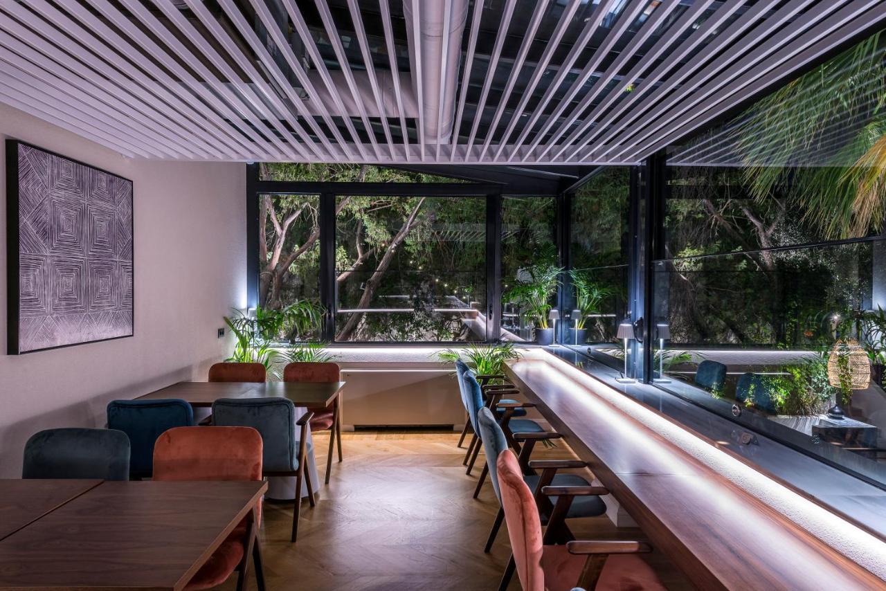 The Bold Type Hotel, A Member Of Design Hotels Patras Luaran gambar