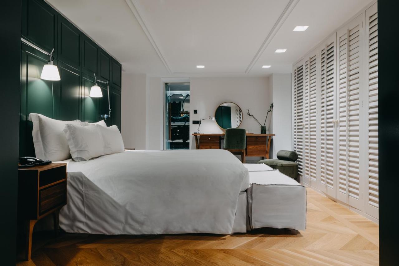The Bold Type Hotel, A Member Of Design Hotels Patras Luaran gambar