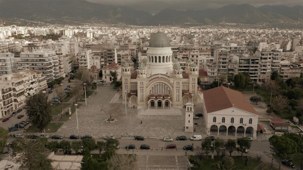The Bold Type Hotel, A Member Of Design Hotels Patras Luaran gambar